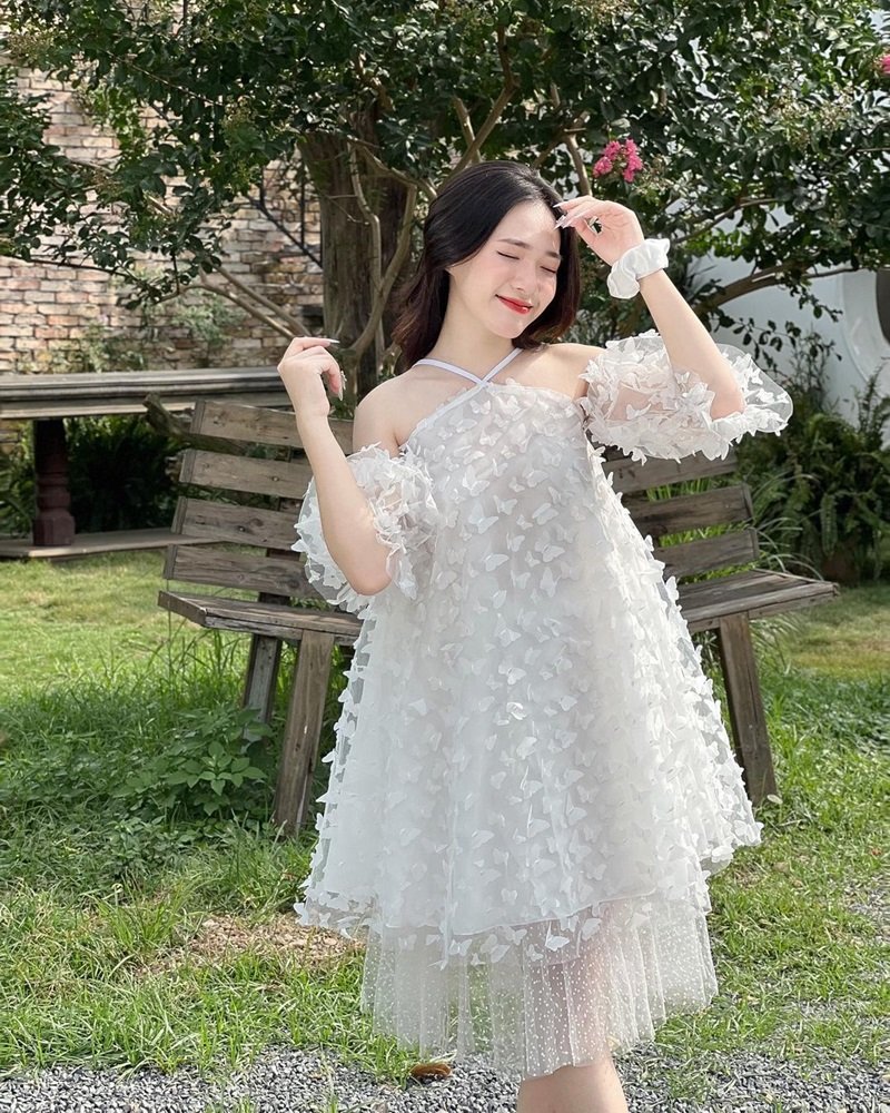 ảnh gái xinh mặc váy trắng hấp dẫn