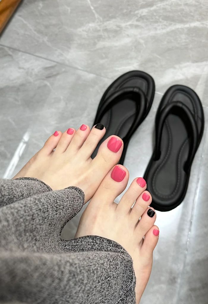 ảnh nail chân màu hồng siêu đẹp