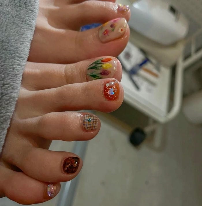 ảnh nail chân vẽ hoa xinh nhất