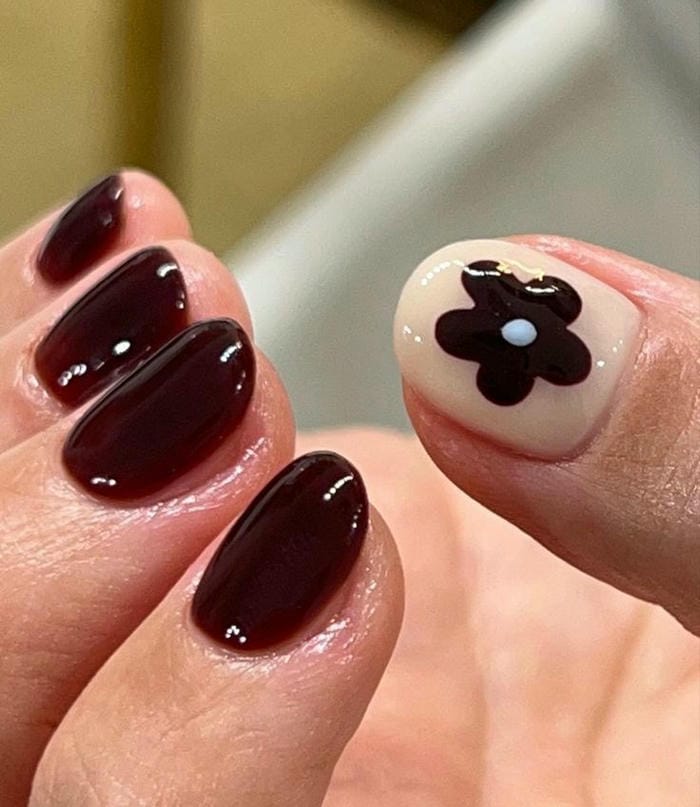 ảnh nail màu nâu cu