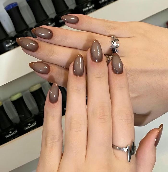 ảnh nail màu nâu xinh nhất