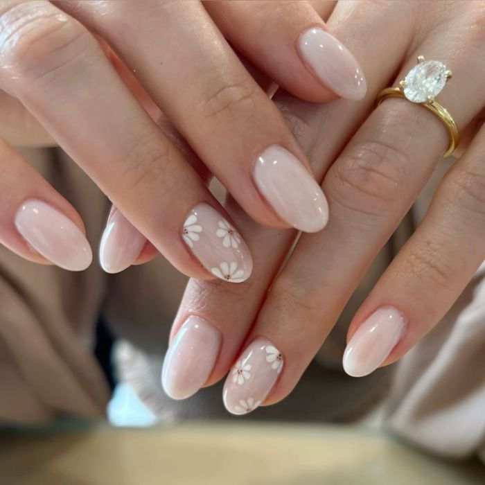 ảnh nail vẽ hoa đơn giản