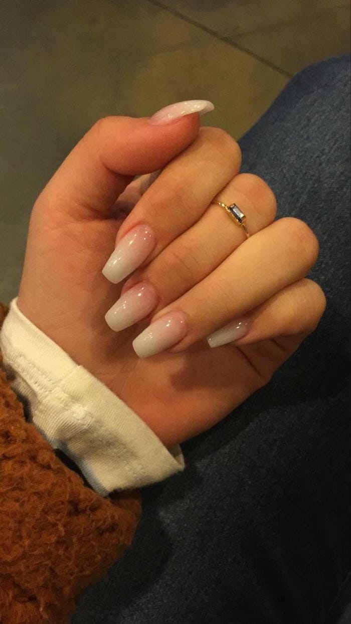 hình ảnh nail màu nude sang chảnh