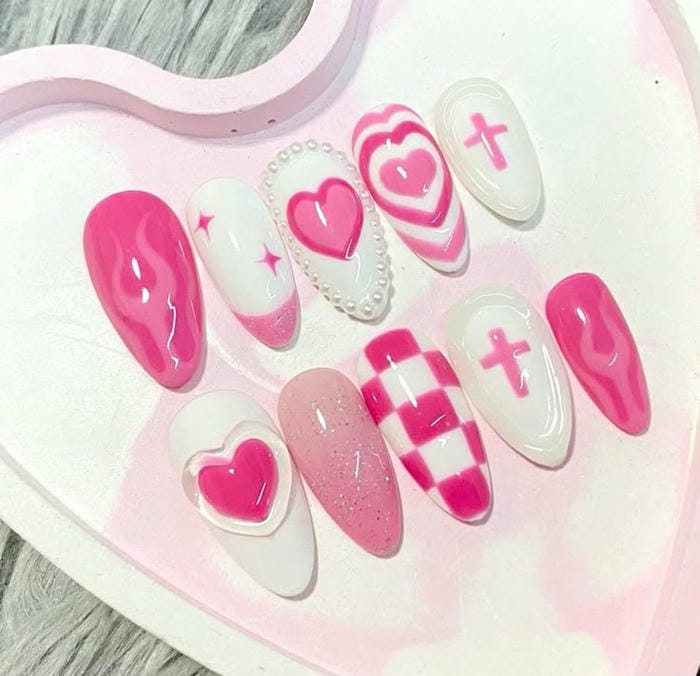 hình nail caro cute nhất