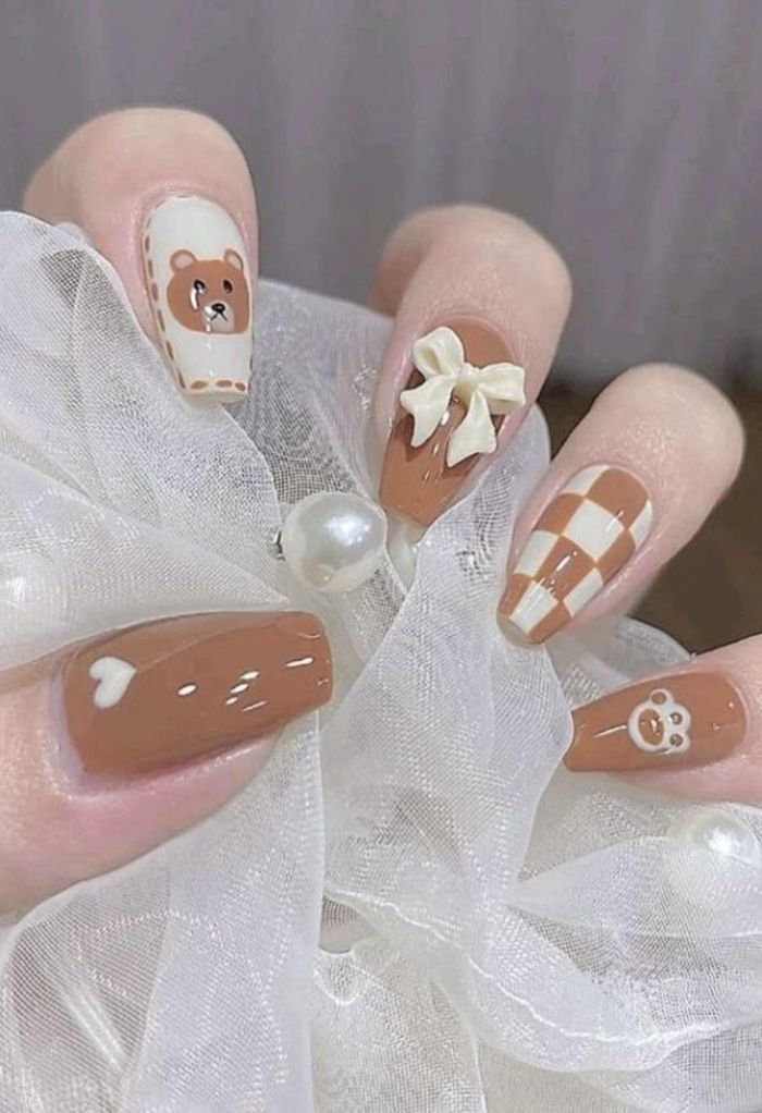 hình nail caro đẹp đơn giản