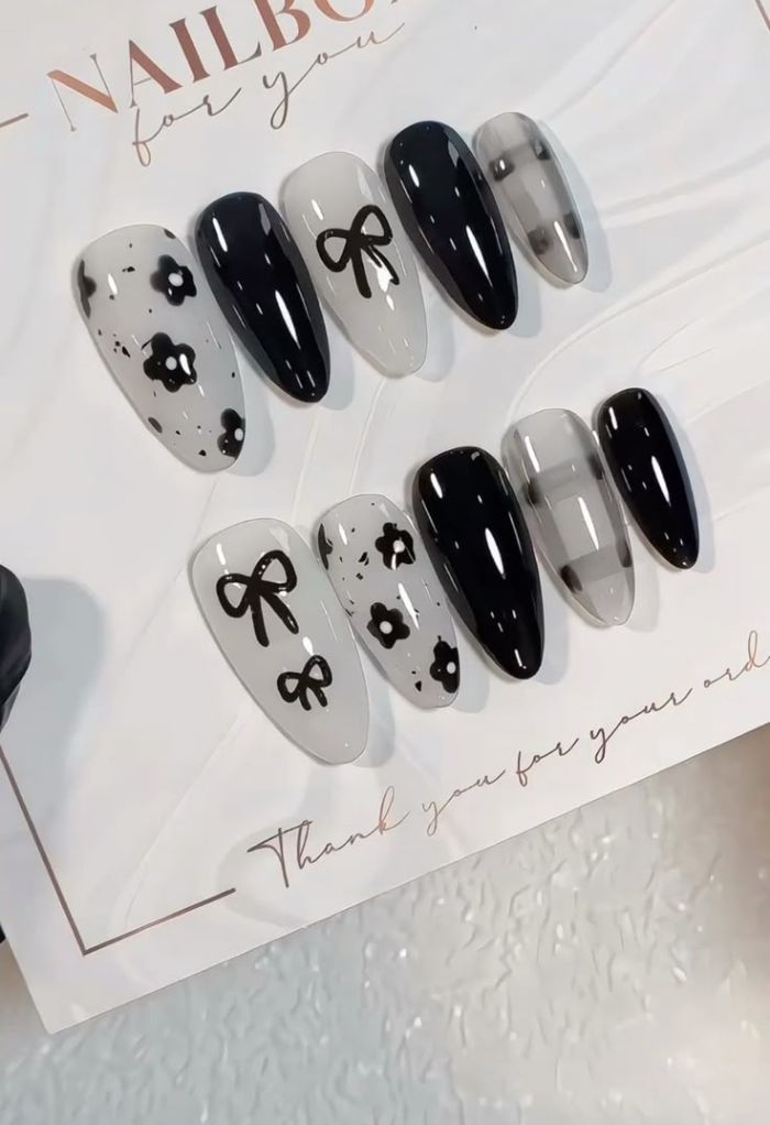 hình nail caro đẹp sang
