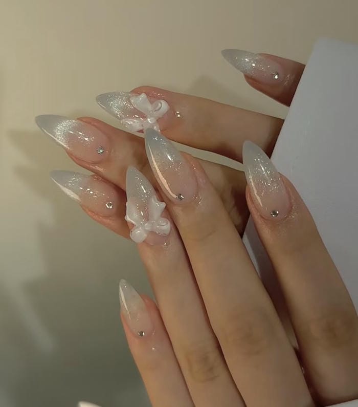 hình nail chụp kỷ yếu đẹp cute