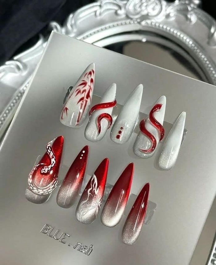 hình nail con rắn đỏ ngầu