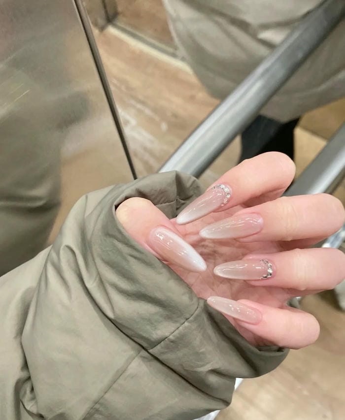 hình nail mắt mèo đáng yêu