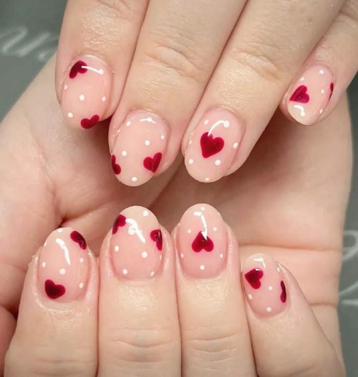 hình nail trái tim cute nhất