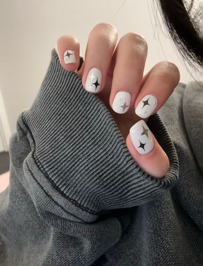 hình nail trắng cute