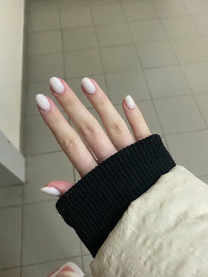 hình nail trắng siêu cute