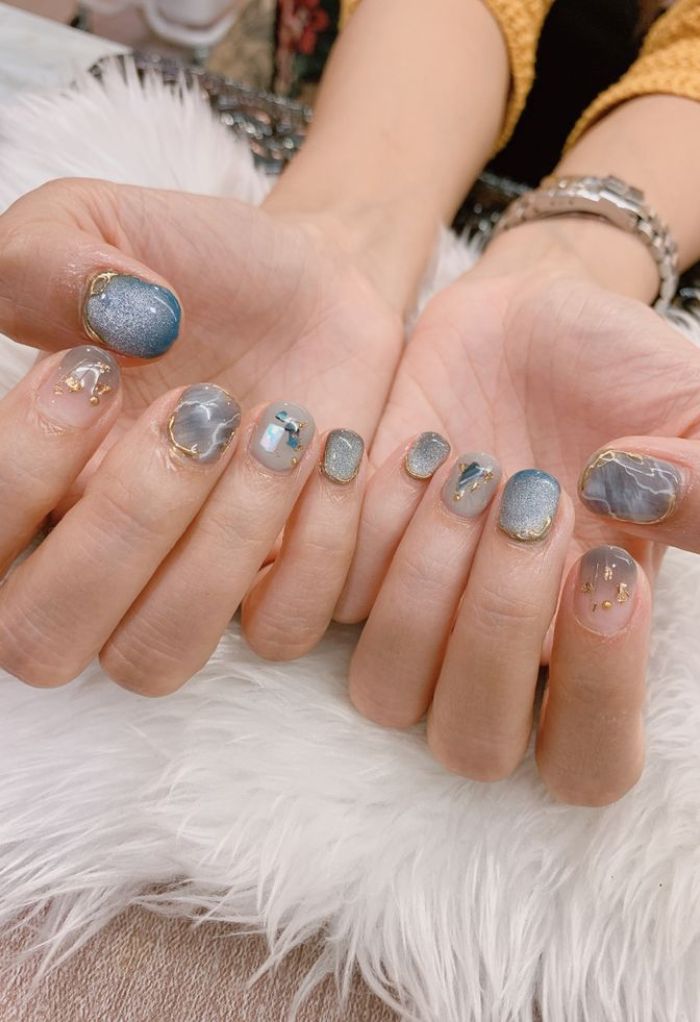 hình nail vân đá hot trend