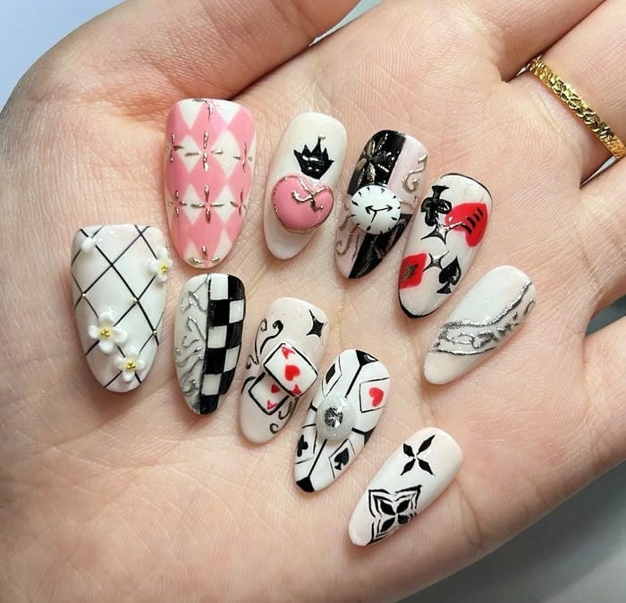 nail bộ bài đẹp