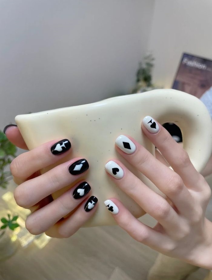 nail bộ bài xinh đẹp