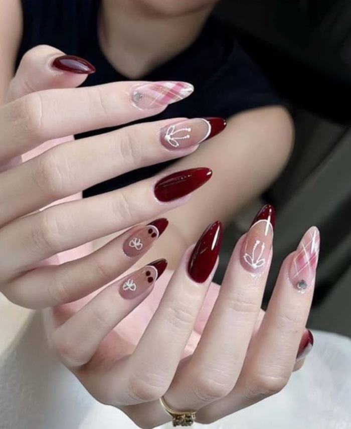 nail caro sang