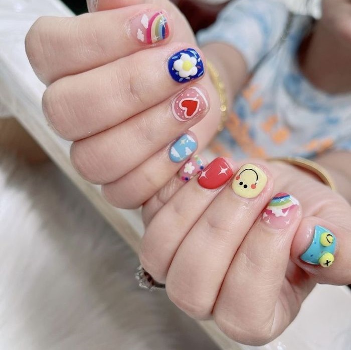 nail cầu vồng dễ thương