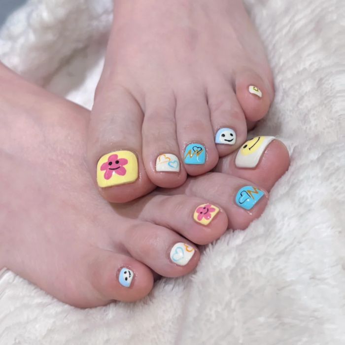 nail chân vẽ hoạt hình cực cute