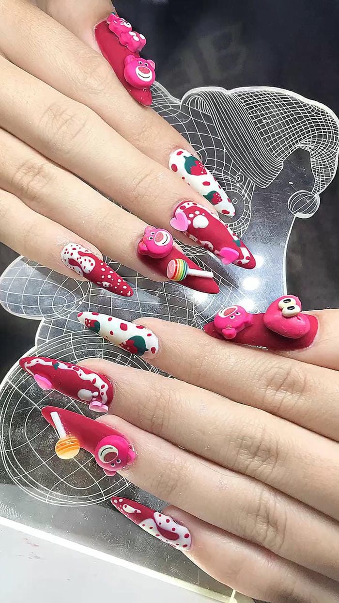 nail gấu dâu đẹp