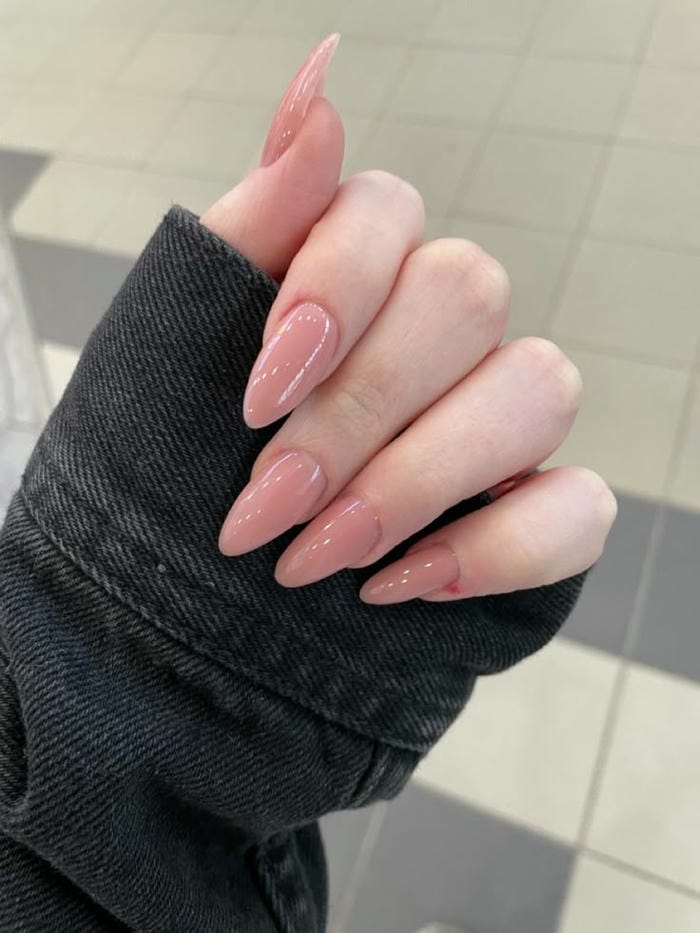 nail màu nude cực cute