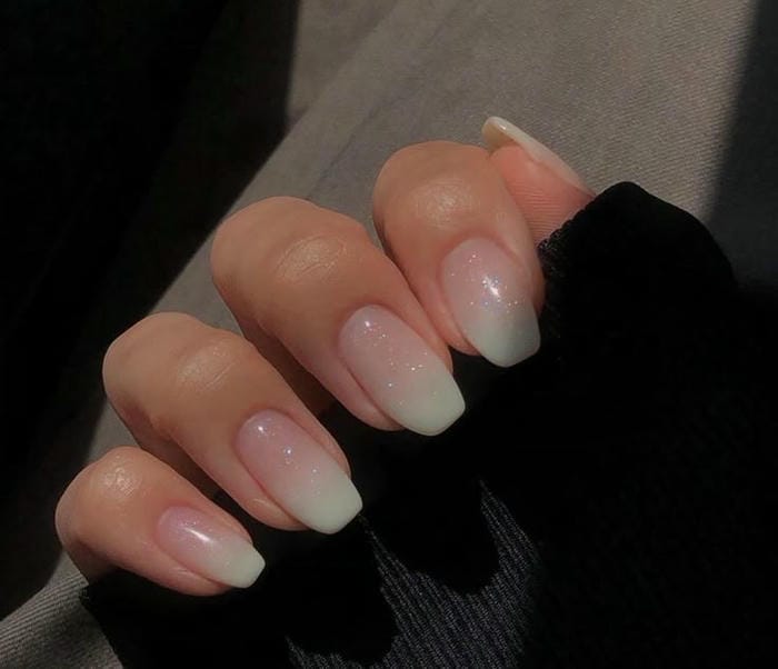 nail màu nude dễ thương nhất