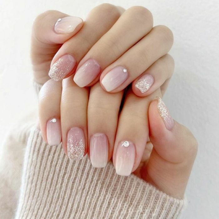 nail móng vuông cực sang