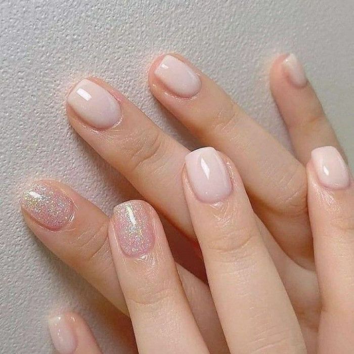 nail móng vuông ngầu