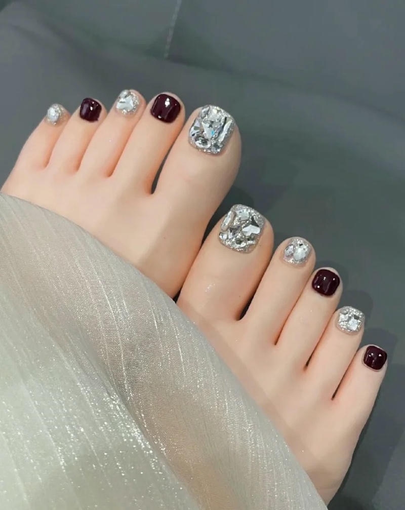 nail chân đính đá đẹp nhất