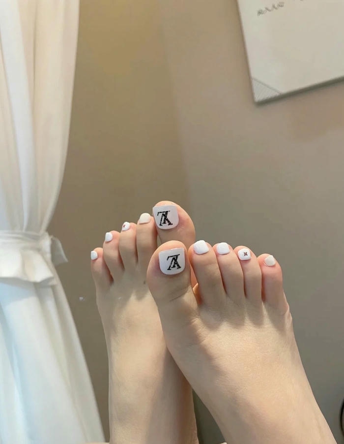 nail chân hàn quốc lv