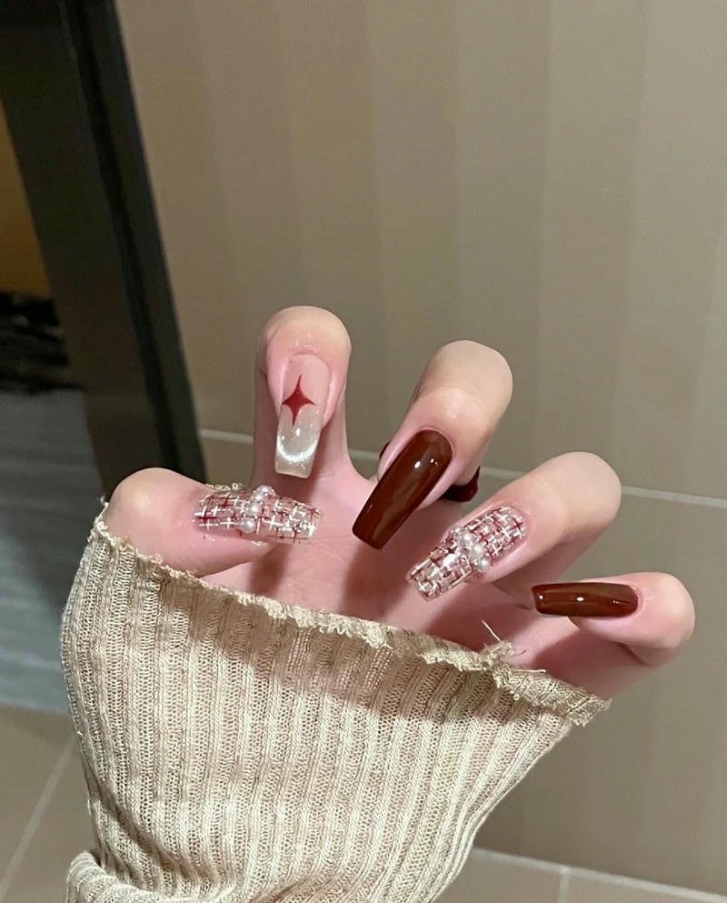 nail chanel đỏ đẹp