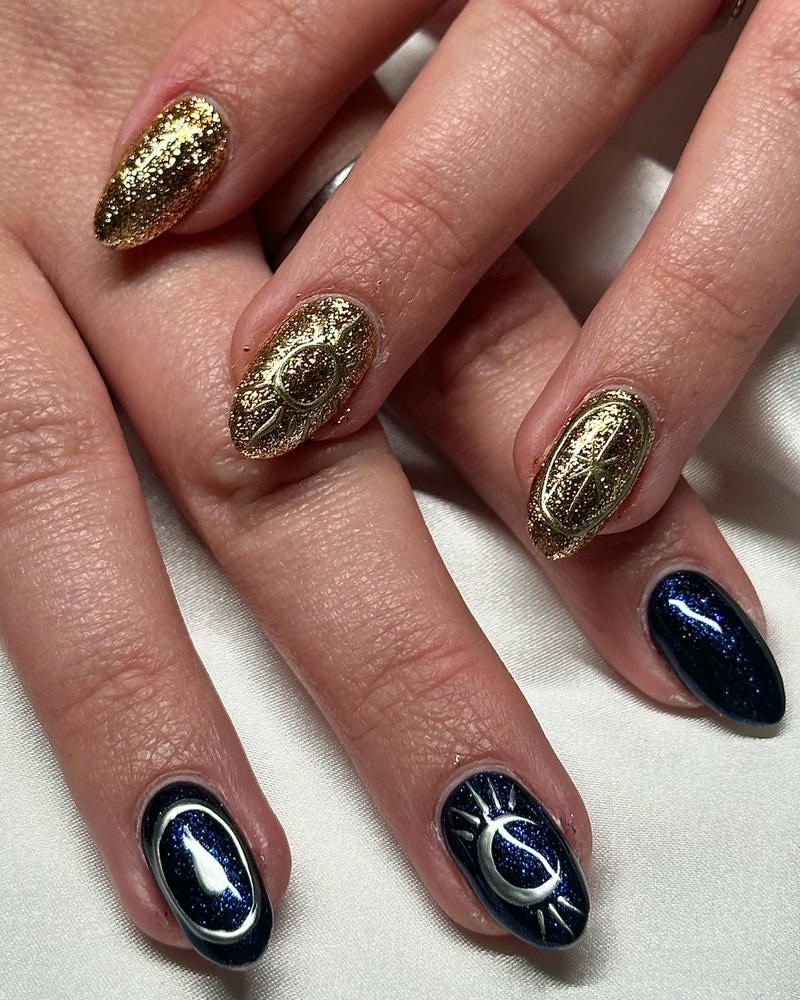 nail màu vàng nhũ