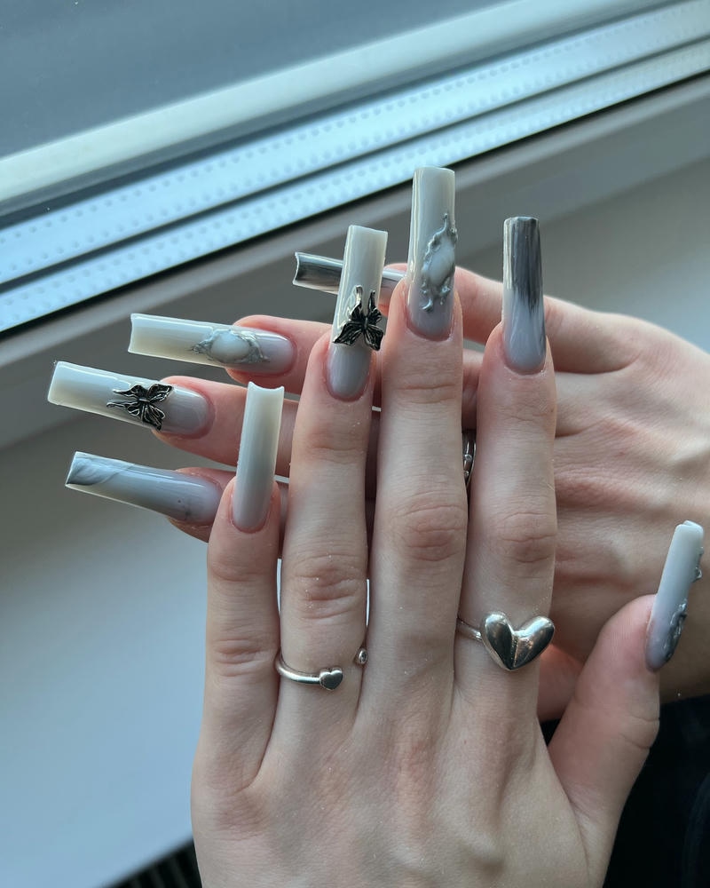 nail màu xám trắng đẹp nhất