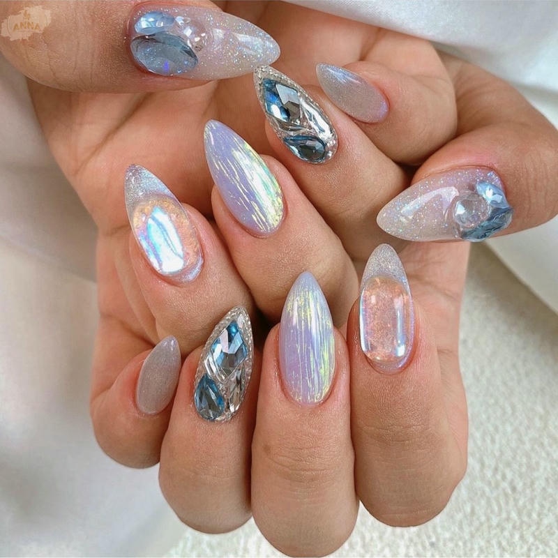 nail móng nhọn tròn mắt mèo