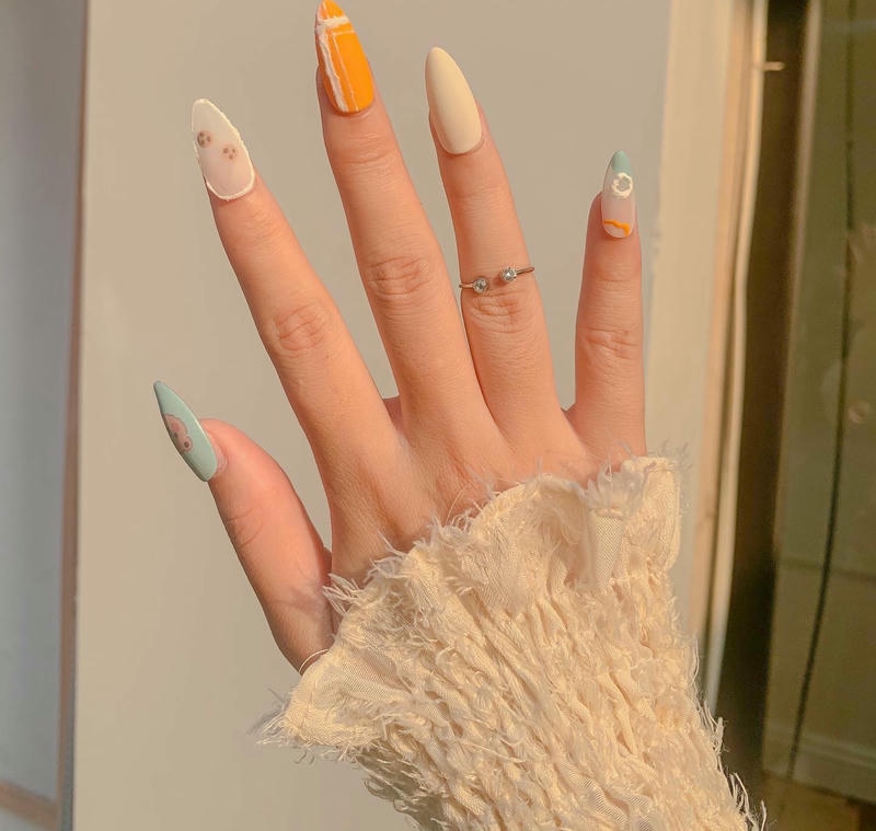 nail nhiều màu cho mùa thu