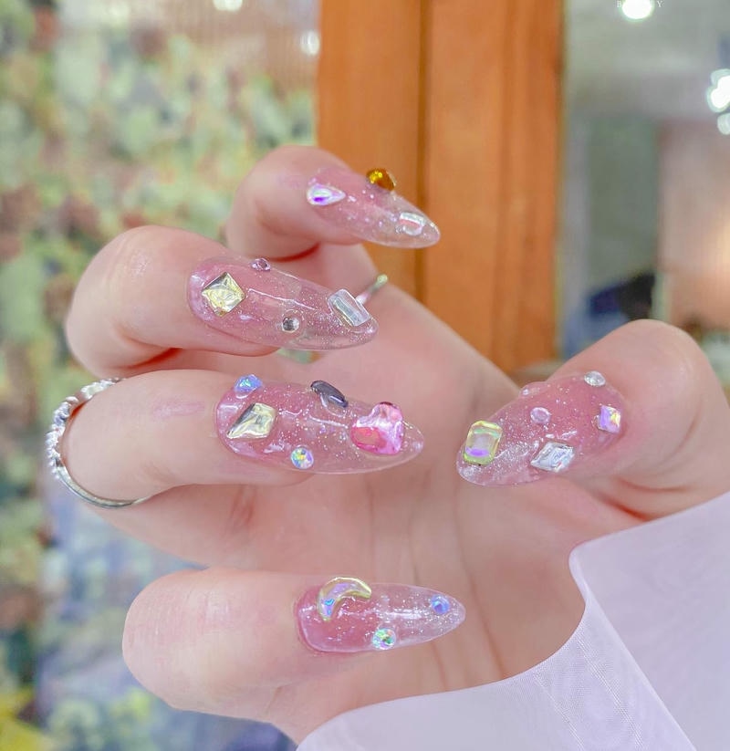 nail nhiều màu đính charm