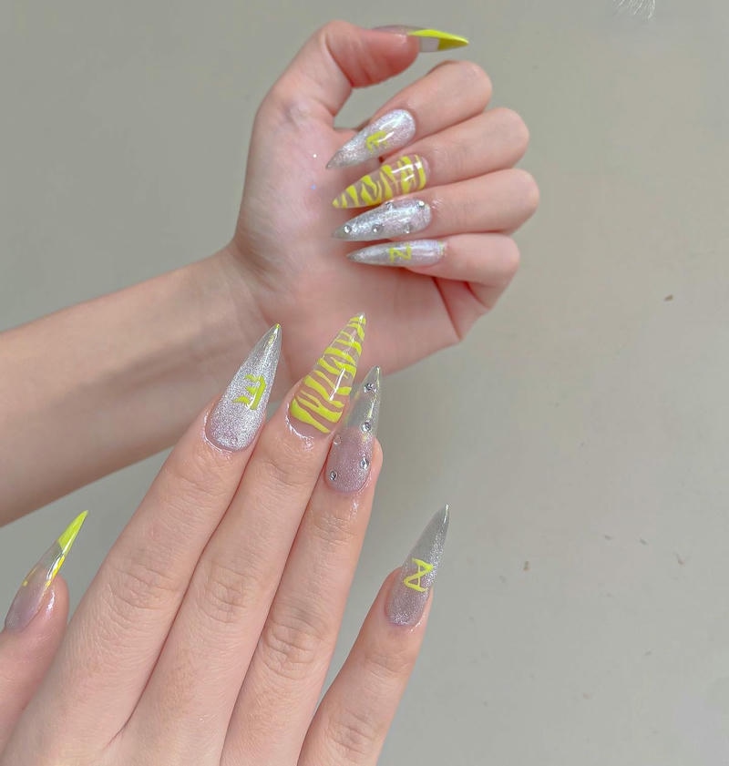 nail nhiều màu kim tuyến bạc