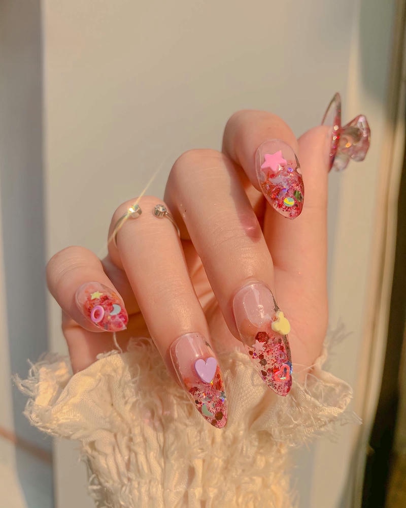 nail nhiều màu kim tuyến đỏ