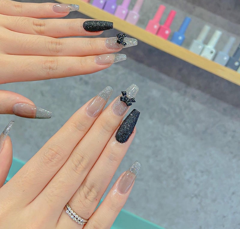 nail nhũ màu