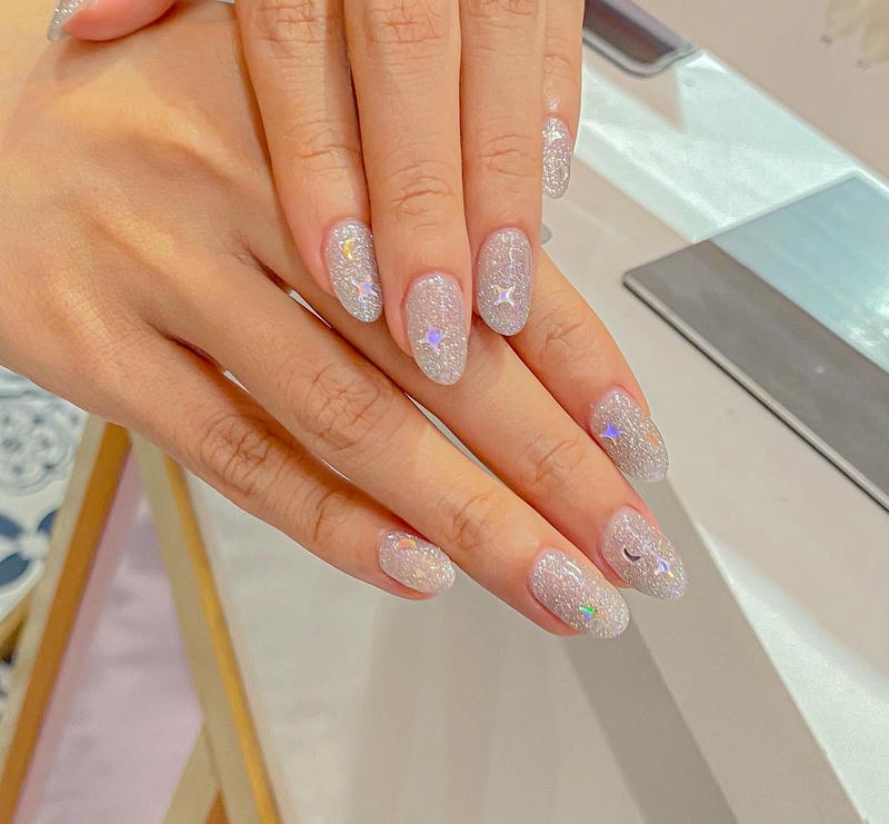 nail nhũ vẽ sao
