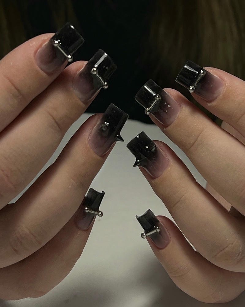 nail ombre đen
