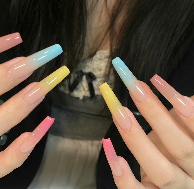 nail ombre nhiều màu nhất
