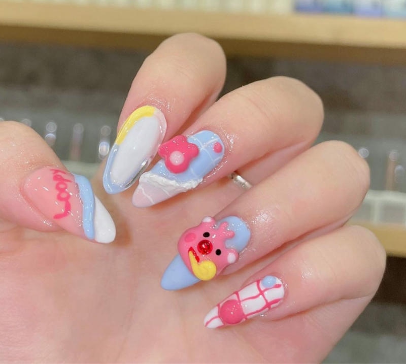 nail pastel gấu dâu