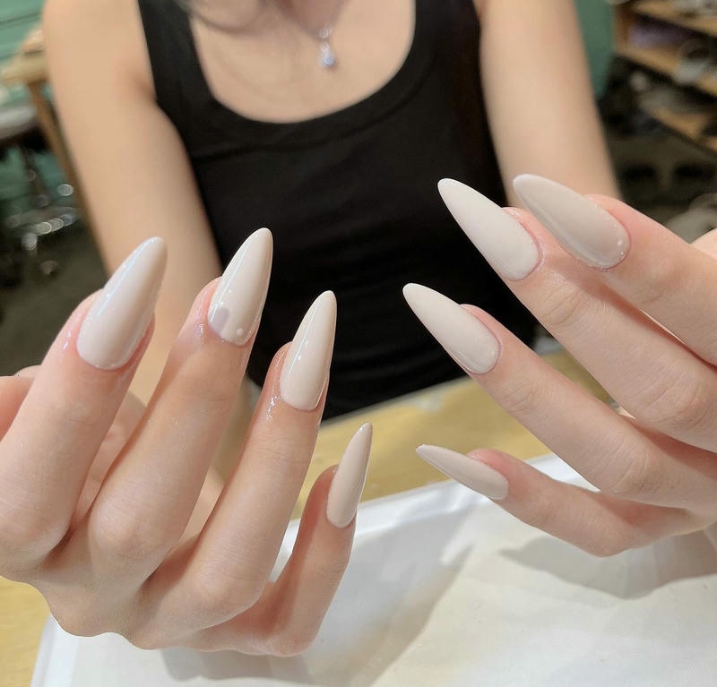 nail sơn trơn màu kem