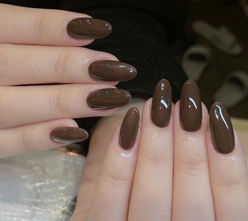 nail sơn trơn