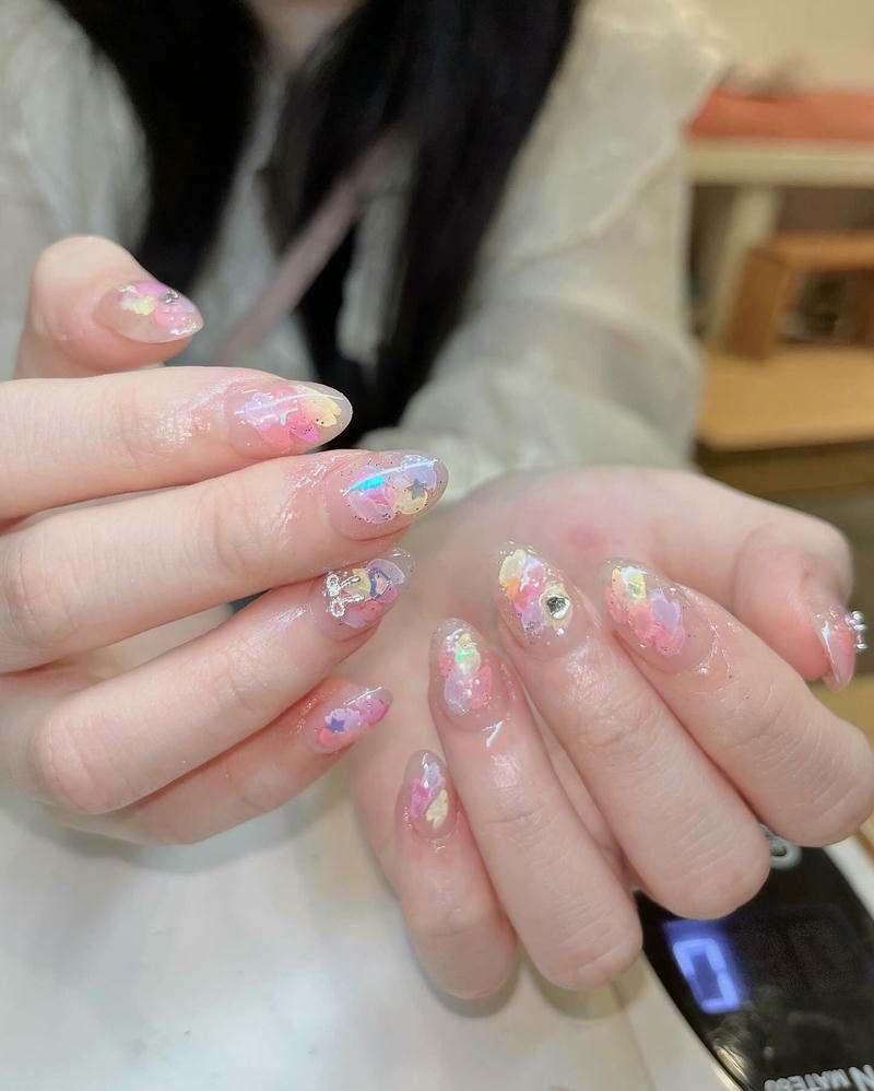 nail tết ẩn màu xà cừ