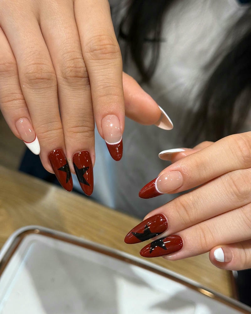 nail tết đỏ trắng