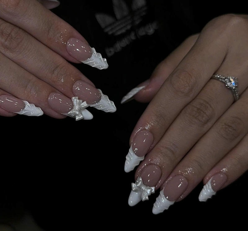 nail tết sơn đầu móng trắng
