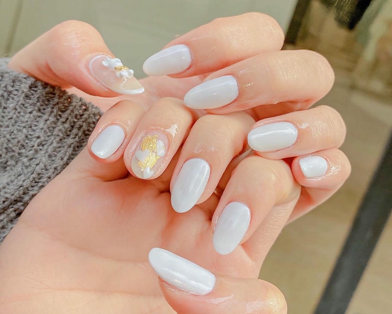 nail tiểu thư trắng bóng