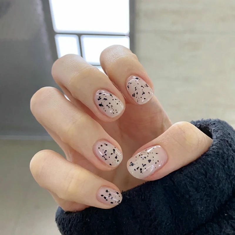 nail trứng cút cho móng tay ngắn