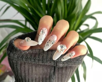 Đổi gu với 100 mẫu nail trứng cút chân thực đến khó tin